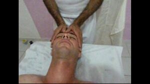 Massagem erotica no homem