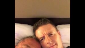 X videos gay pai e filho