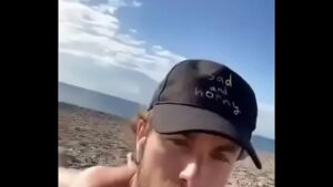 Sexo gay amador na praia