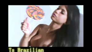 Travesti novinha brasileira